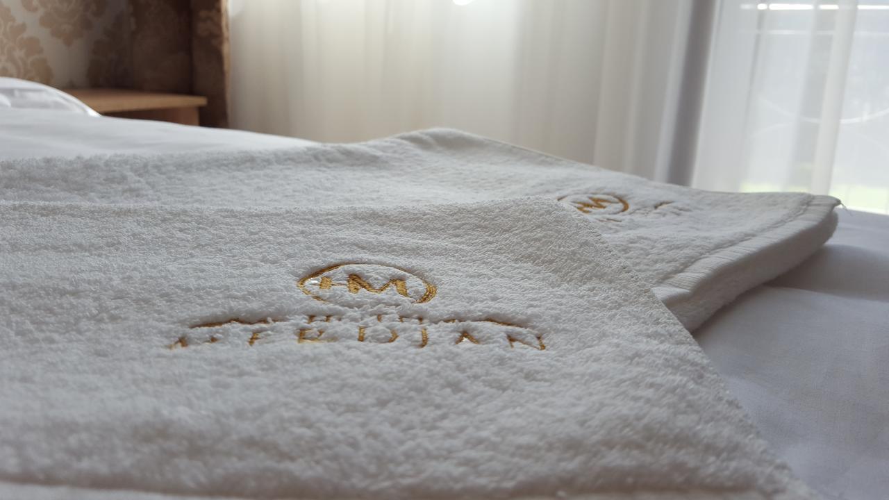 Hotel Merdjan Sarnitsa Buitenkant foto